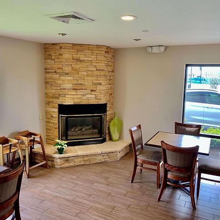 Country Inn & Suites By Radisson, Sandusky South, Oh Milan エクステリア 写真