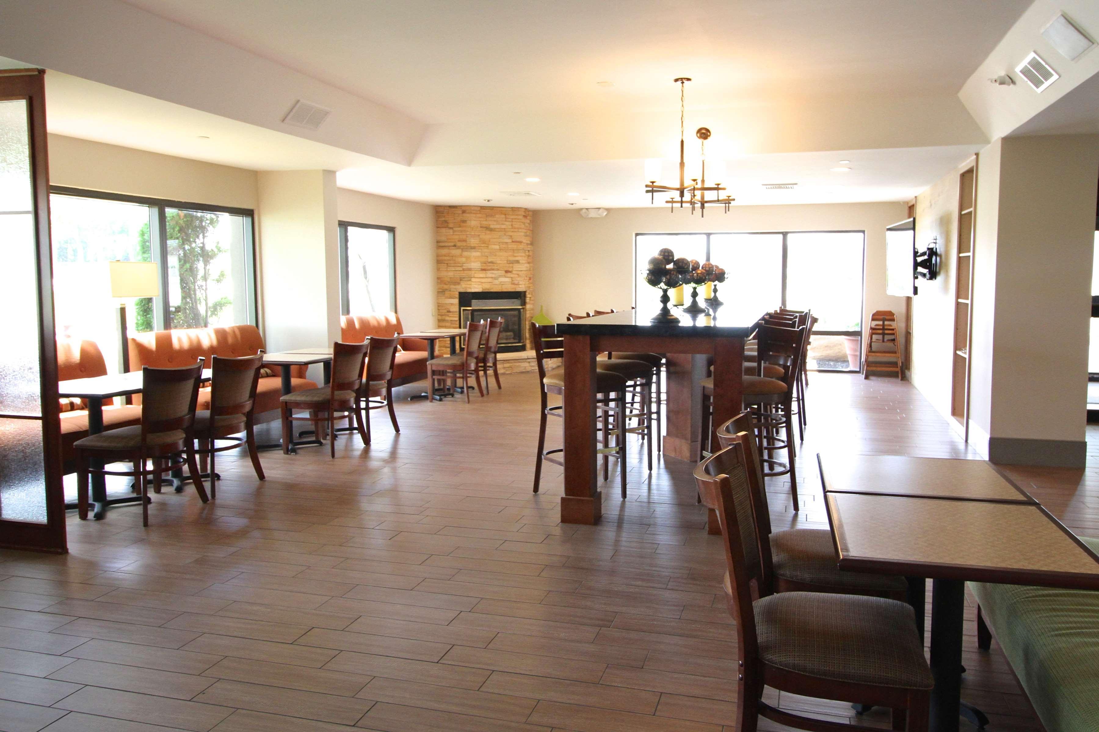 Country Inn & Suites By Radisson, Sandusky South, Oh Milan エクステリア 写真